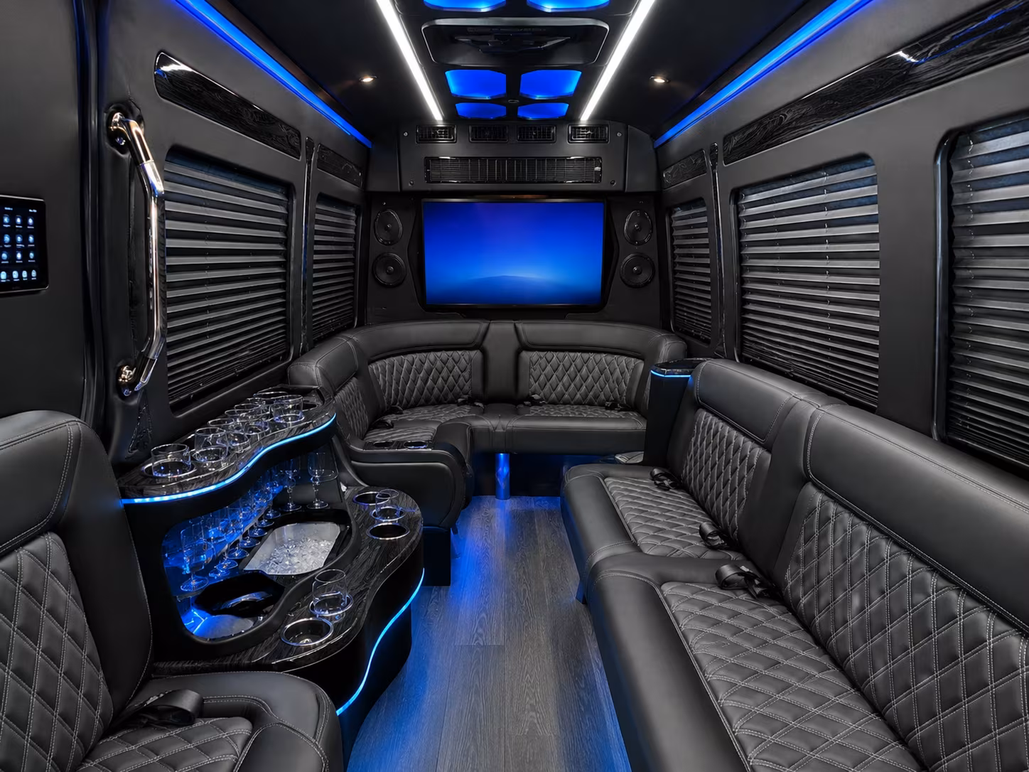 buses that handle the i 580 corridor and tri valley traffic on prom night