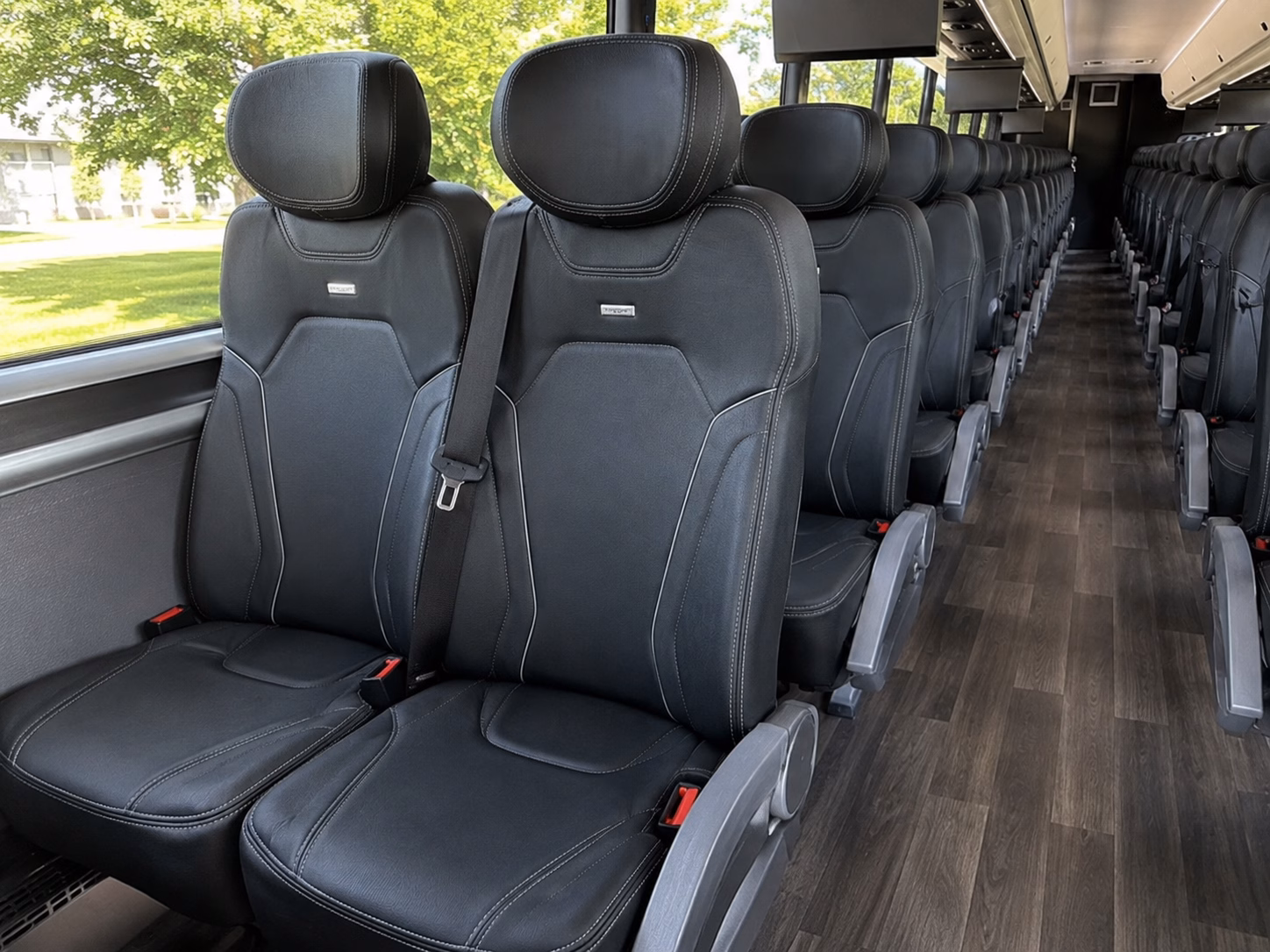 how the type of bus you choose changes the price in livermore california
