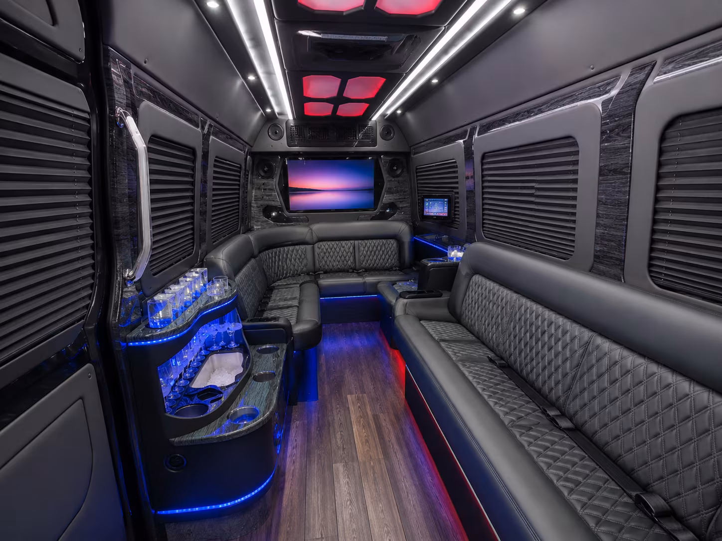 livermore 30 passenger party bus