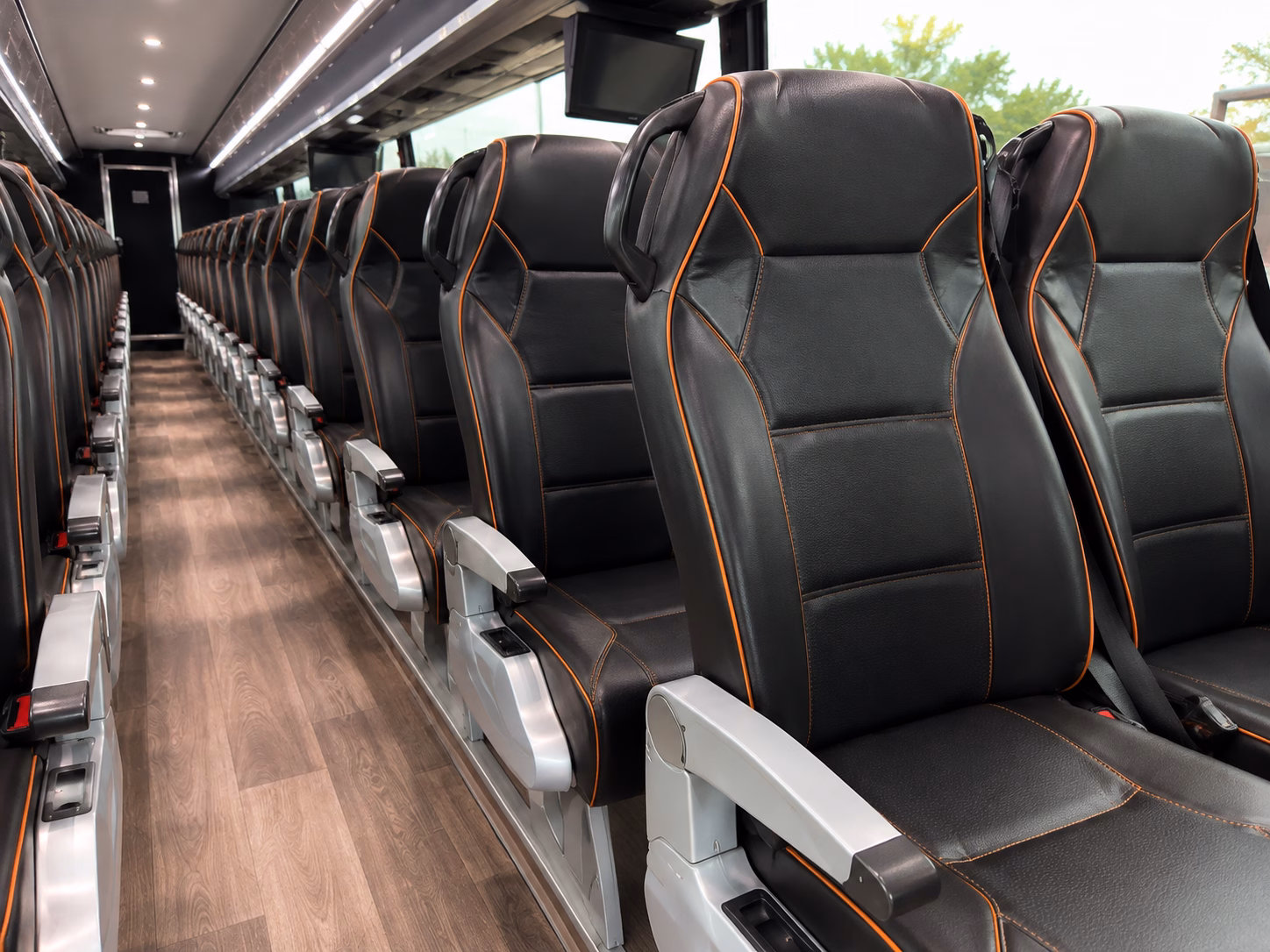 livermore charter bus hero 2